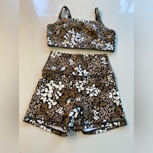 Matching workout set